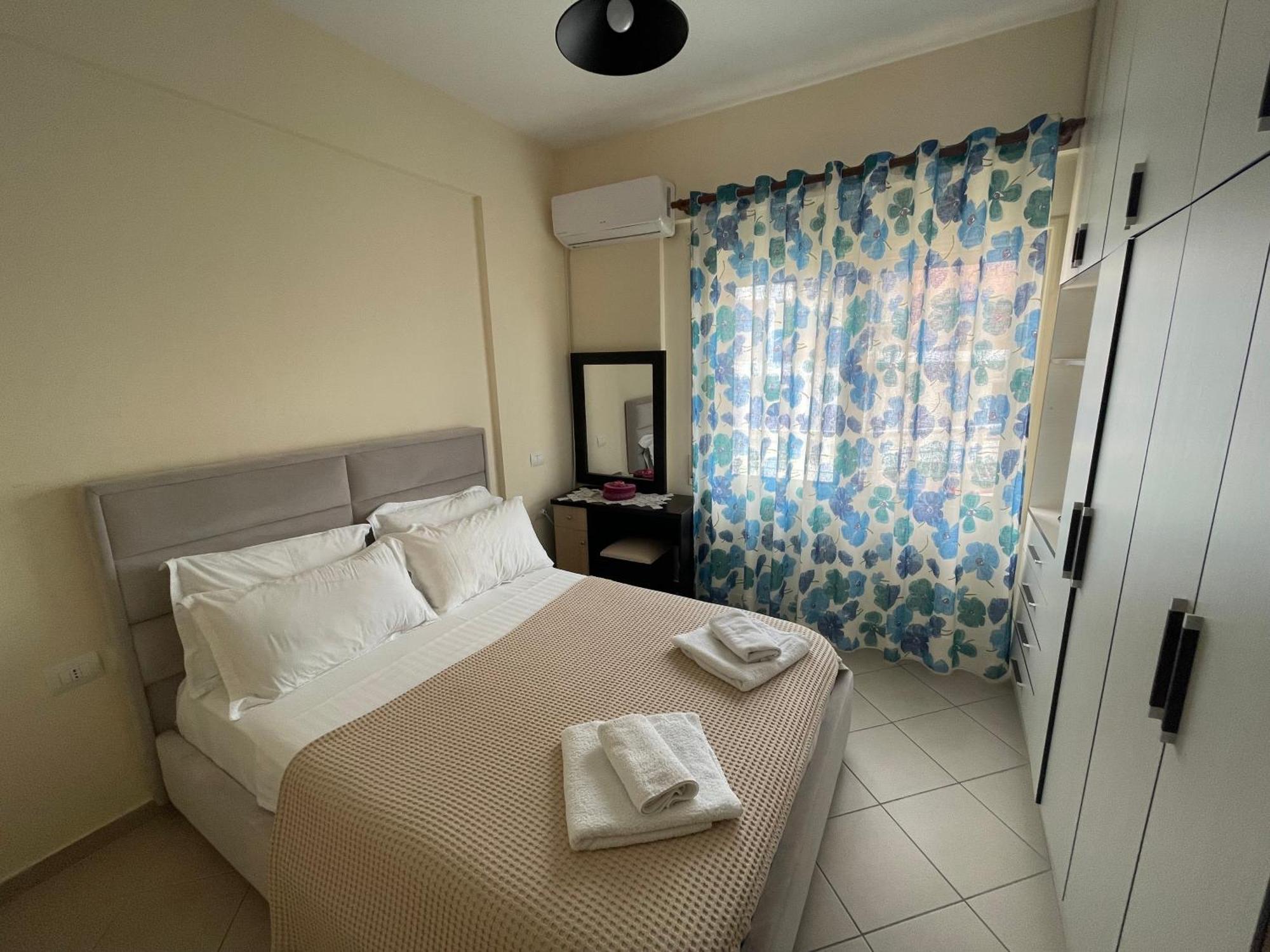 Ioanian Blue Apartament Himare Luaran gambar